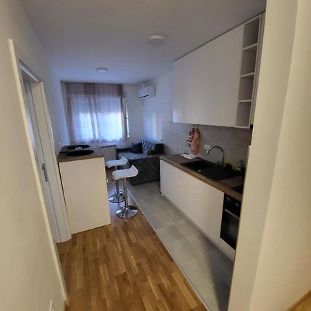 Holiday Novi Sad Eksteriør billede